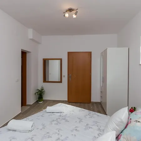 Apartments Blazevic Mlini Exterior photo
