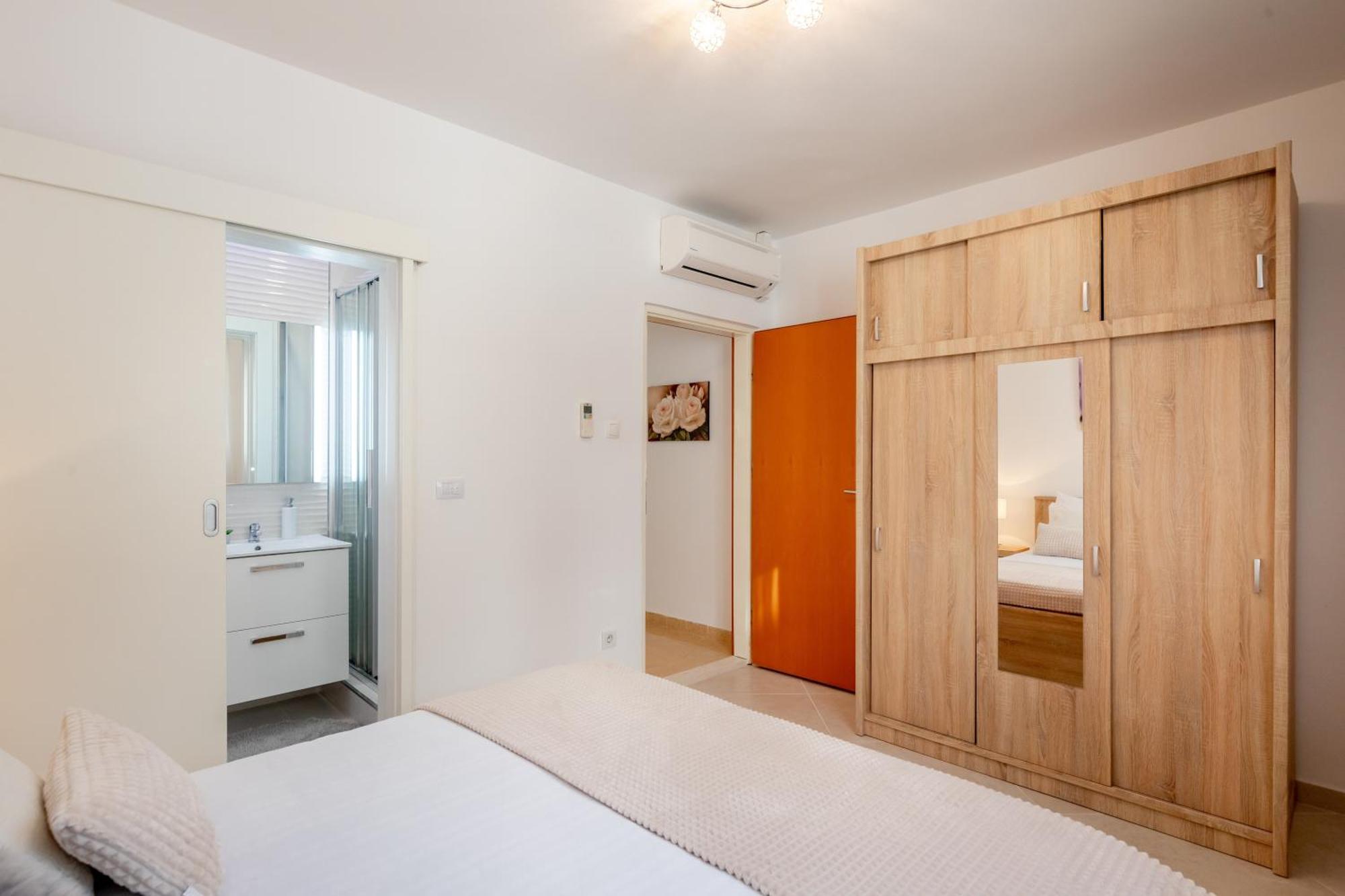 Apartment Blazevic *